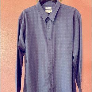 Men’s Hagger fitted long sleeve, size XL. Excellent condition.